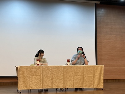 9~施彩羚校友回應同學提問圖片