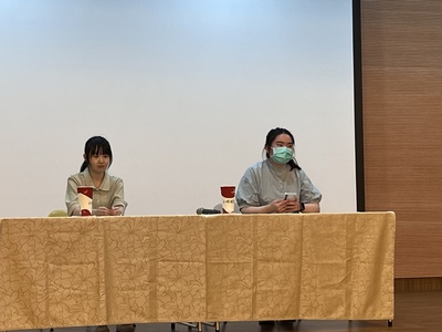 5~兩位畢業校友圖片