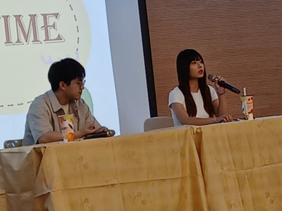 8~何佳琳校友回應同學提問圖片